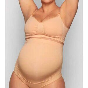 New without tags Skims Seamless Sculpt Maternity Brief High Waisted Size S/M